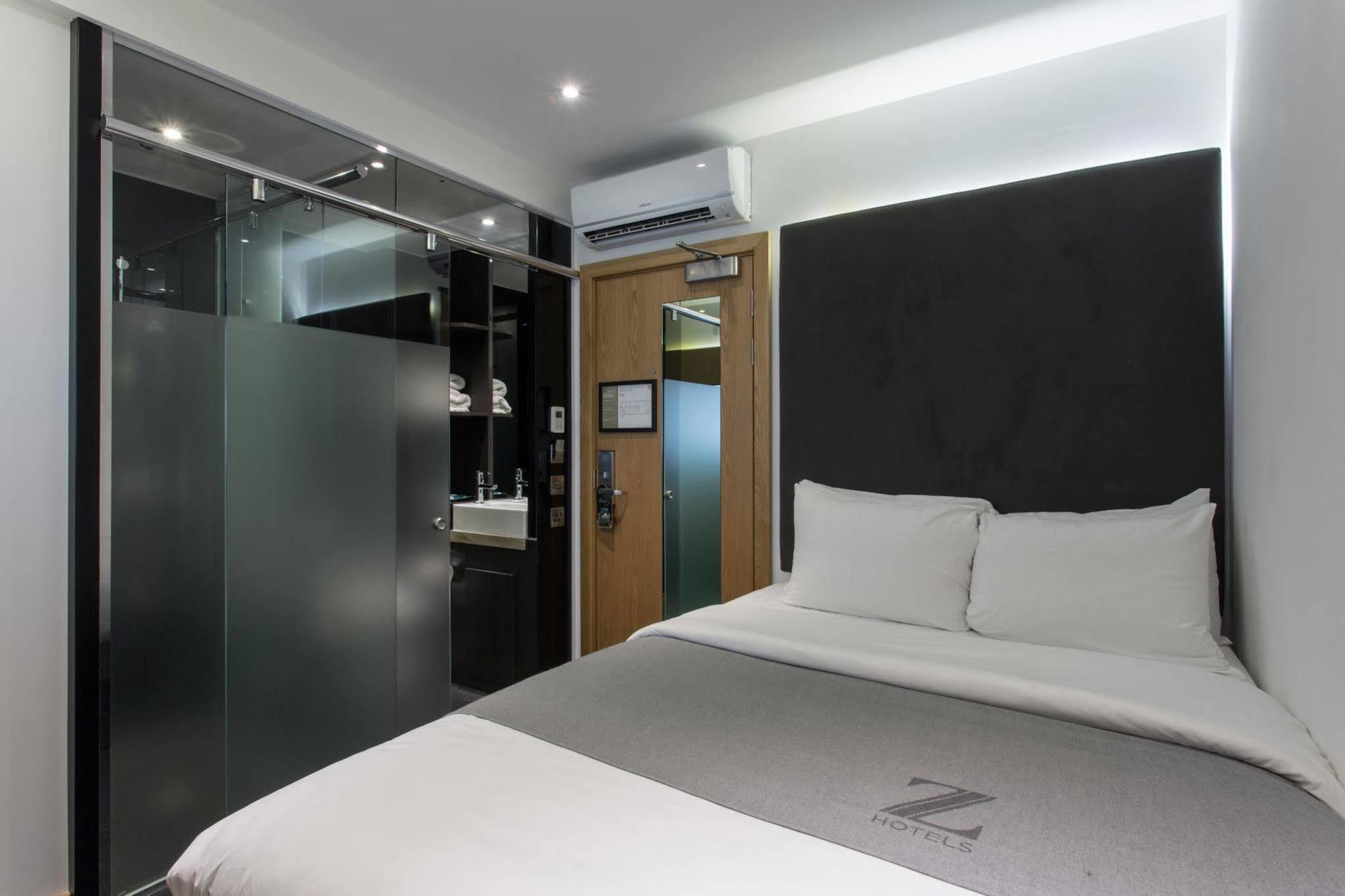 The Z Piccadilly 3* Londen